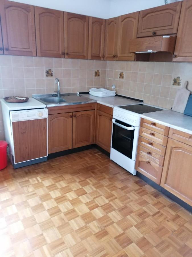 פוסטוינה Apartmaji Karbic מראה חיצוני תמונה